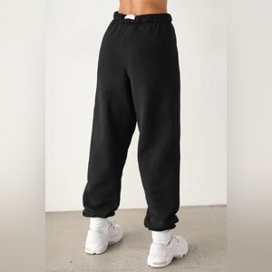 JOAH BROWN NWOT M/L Oversized Jogger